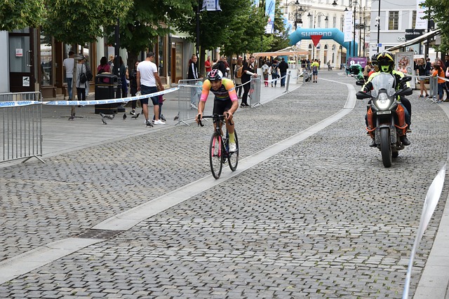 这位年轻又 这位年轻又